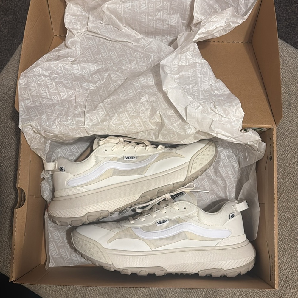 Vans Off-White Athletic Sneakers - Picture 14 of 16